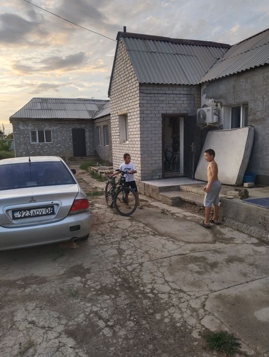 Продаю частный дом мкр атырау 2