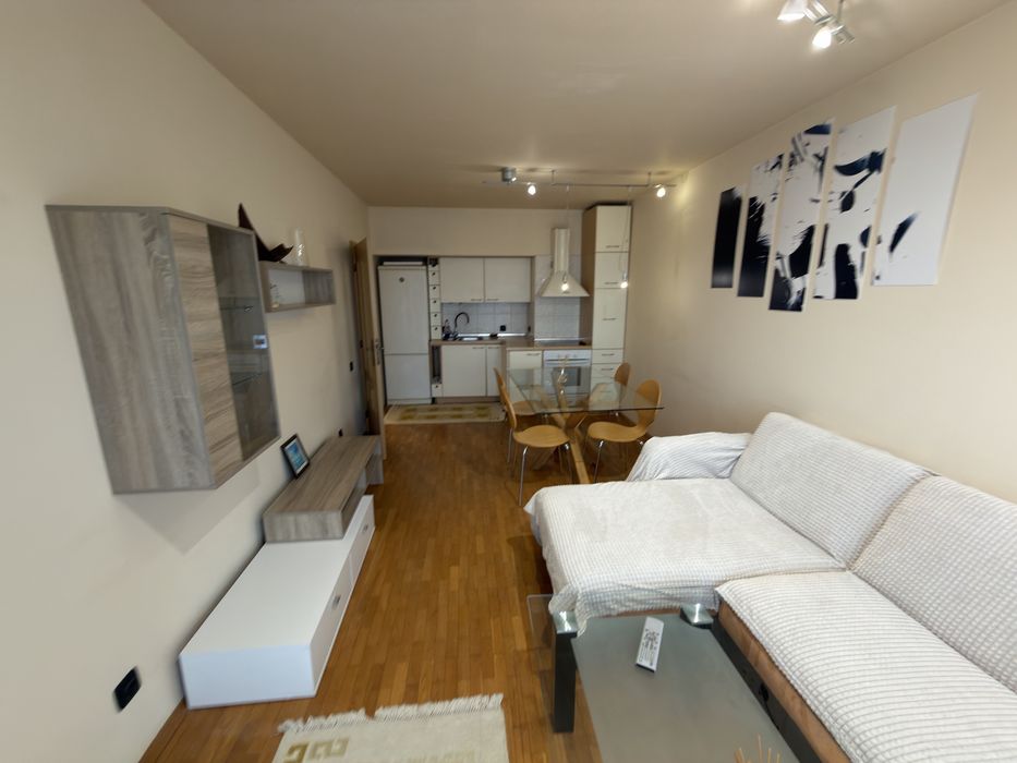 Дава се под наем Двустаен апартамент в Варна, Бриз - 70 кв.м за 433.5 € - Снимка #7