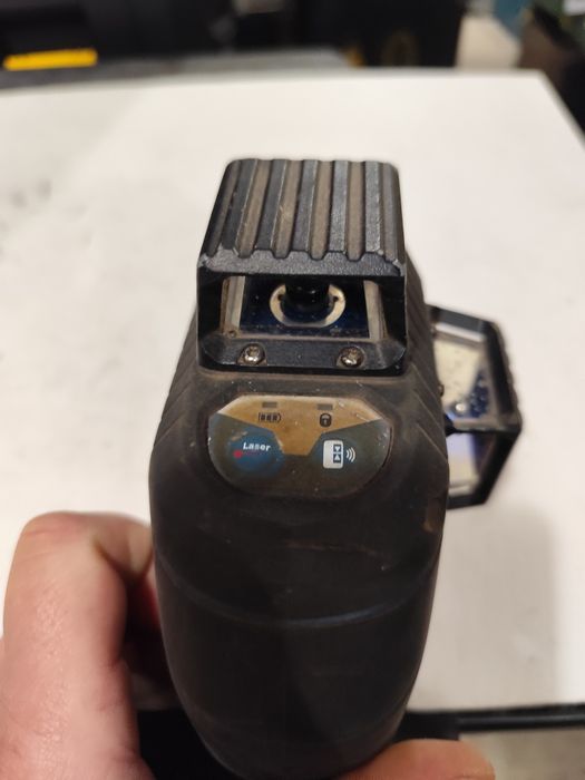 360° лазерен нивелир Бош Bosch GLL 3-80100% оригинал