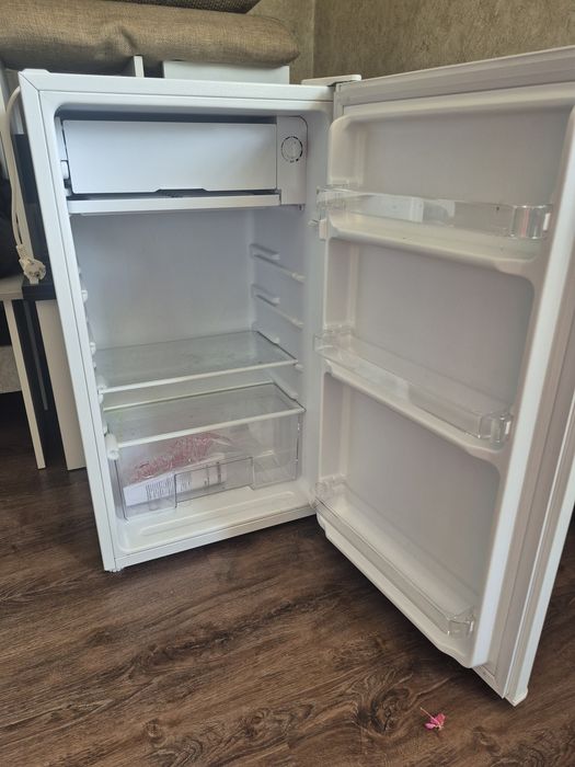 Продам холодильникAVA,в Отличном Состоянии.