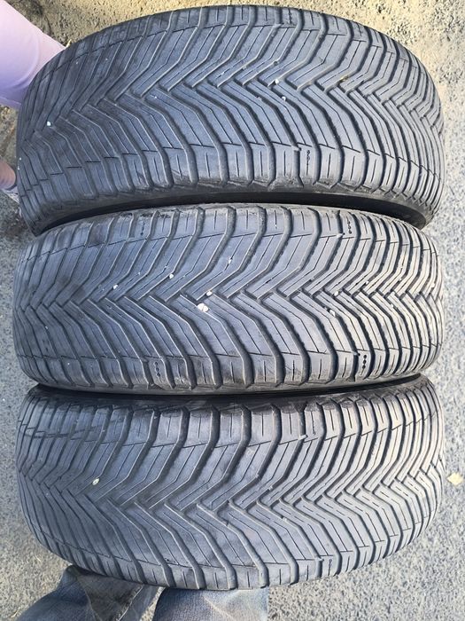 Michelin CrossClimate 215 55 18 DOT 2025