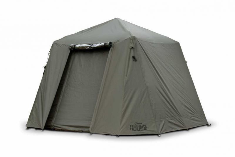 nash blockhouse със зимно покривало е колчета за навес