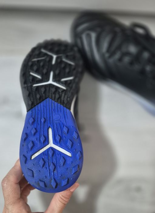 Ghete pentru sintetic si  CADOU ghete pentru gazon