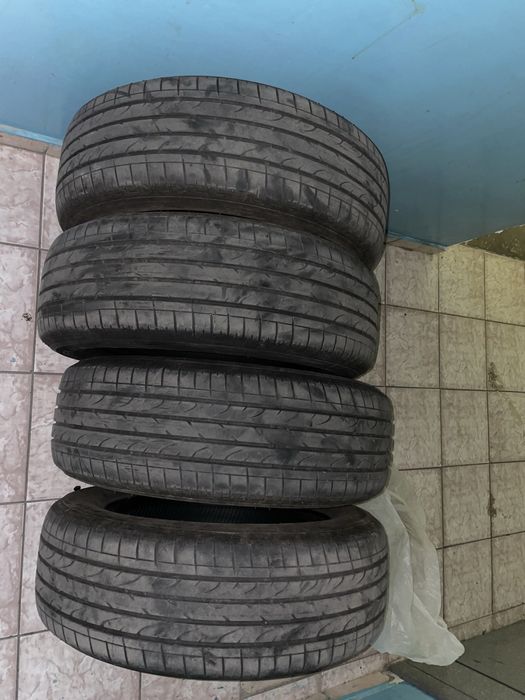 Продам летние комплект шин