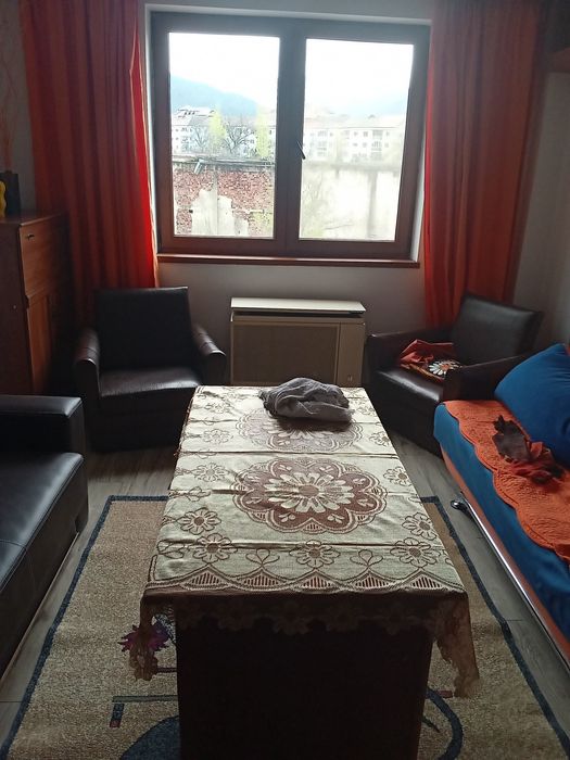 Garsoniera de închiriat