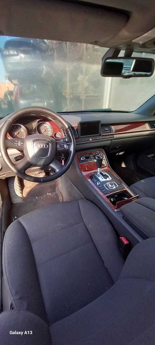 Audi A8 AN 2005  Dezmembrez/Dezmembram