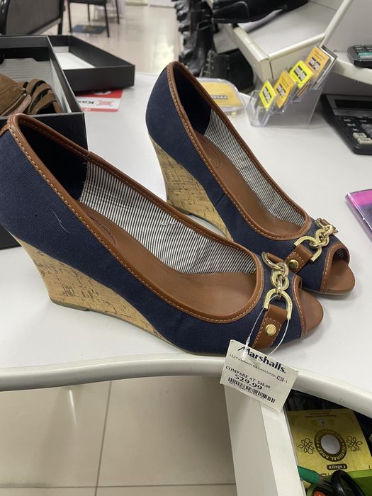 Босоножки на удобной платформе