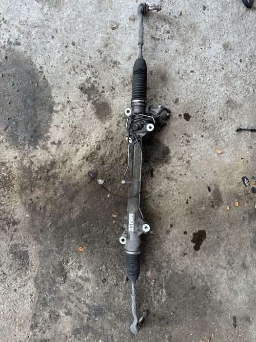 Кормилна рейка бмв ф01,ф10,ф11(kormilna reika bmw f01,f10,f11)