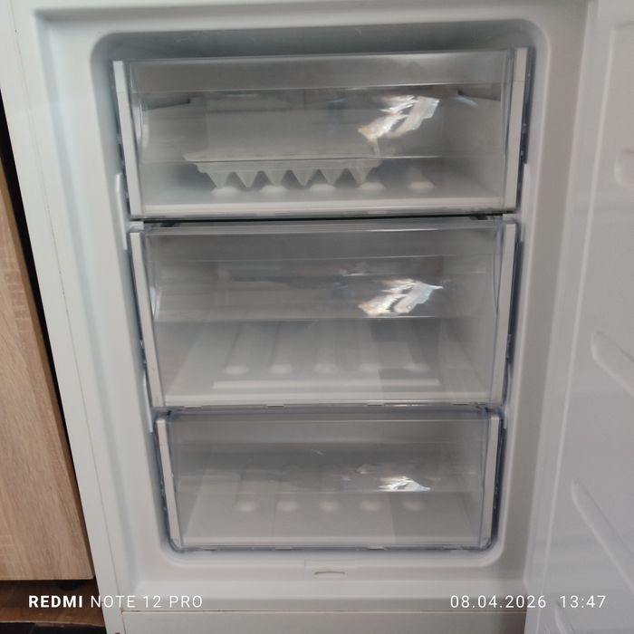 Хладилник" Indesit"188/60 см.