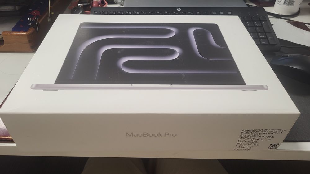 Оригинальные коробки MacBook Air и MacBook Pro