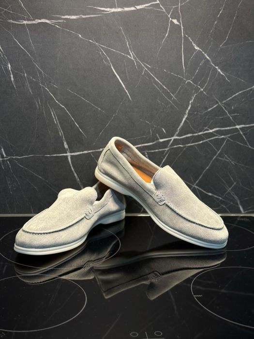 Loro Piana Summer Walk 44 29CM