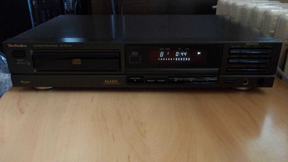cd player DENON DCD-52 PIONEER PD-4300 Technics SL-P277a ROTEL Rcd-945a telecomanda
