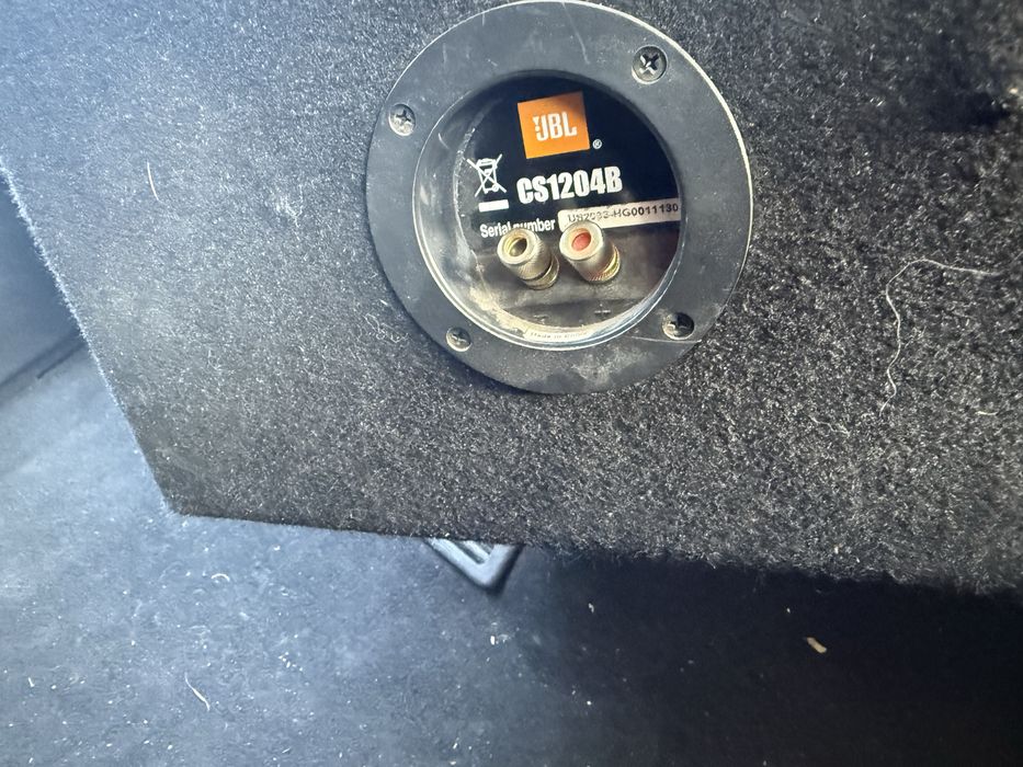 jbl 1000 wats ..