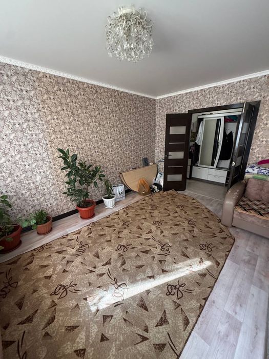 Продам 2 комнатную квартиру