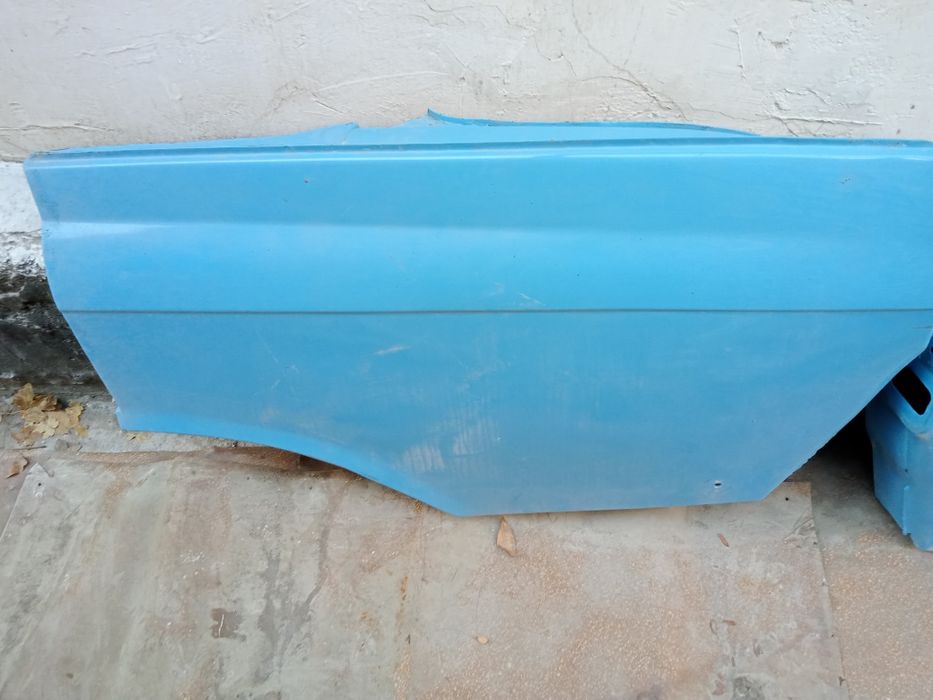 Задние крылья от москвича