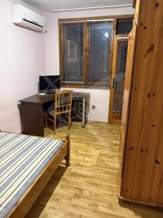 Дава се под наем Двустаен апартамент в София, Хладилника - 70 кв.м за 359.04 € - Снимка #2