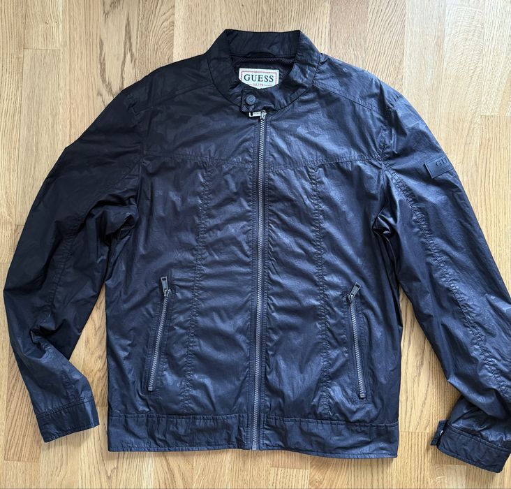 Пролетно- есенно яке Guess 100% оригинал!!! Размер S