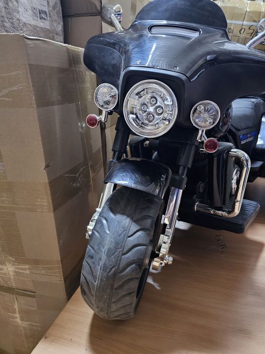 Продам Детский электромобиль и мотоцикл