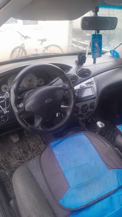 Vând Ford focus 1 gpl