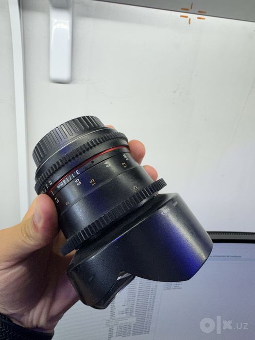 obektiv samyang 13