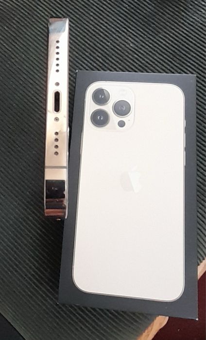 Vand iPhone 13 Pro Max Gold /256GB/stare buna/Bateria 77%