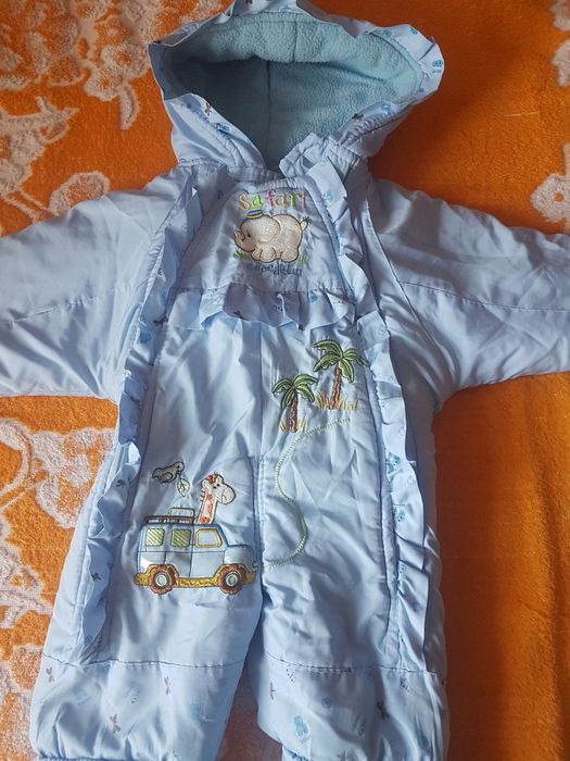 Продам комбинезон весна-осень