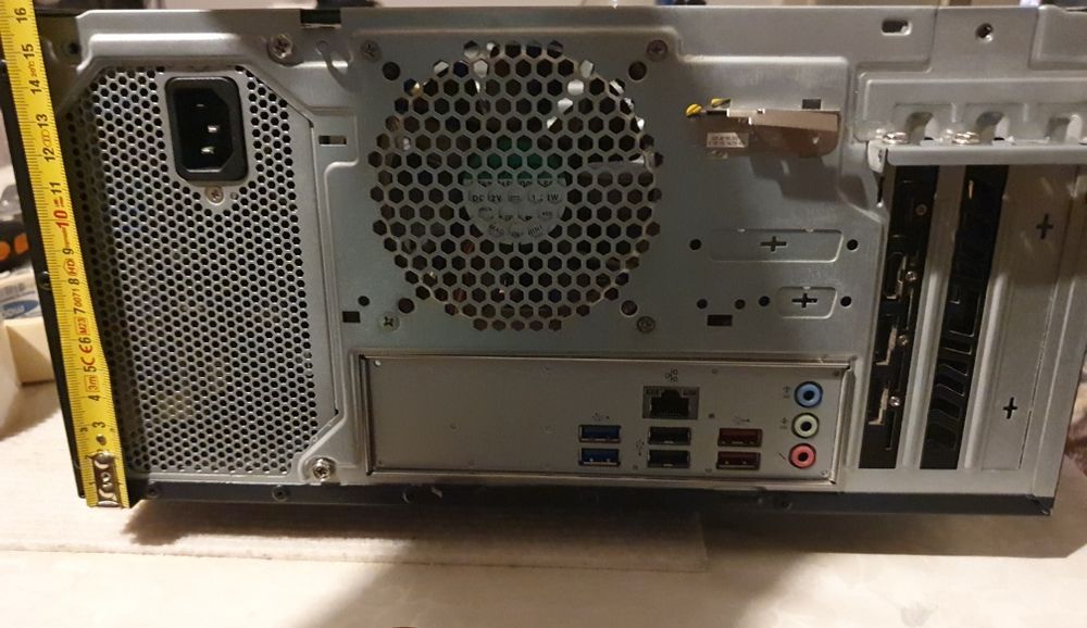 Геймърски компютър - AMD Ryzen, Radeon RX6600, 32GB DDR4