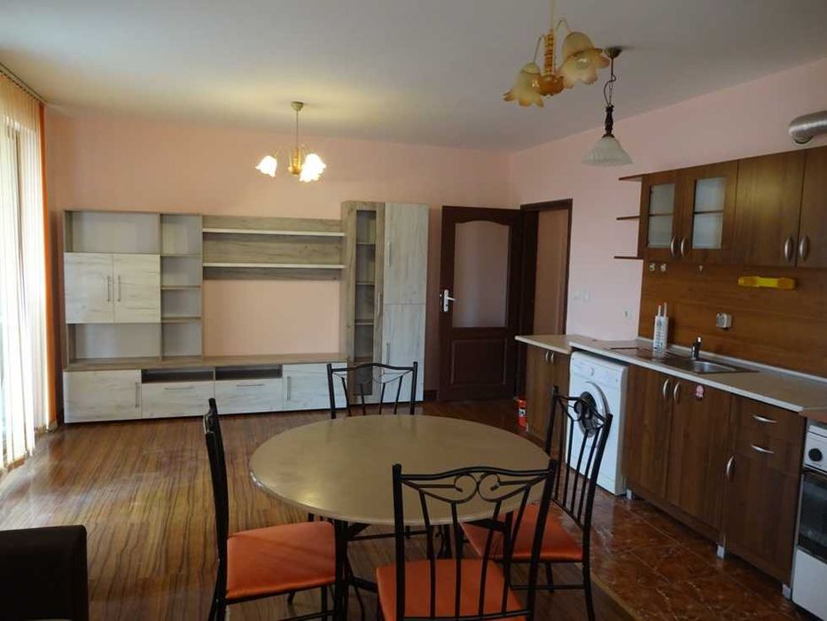 Дава се под наем Двустаен апартамент в Варна, Завод Дружба - 75 кв.м за 408 € - Снимка #2