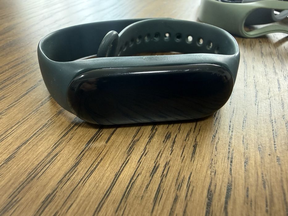Часы mi band в отлично состоянии