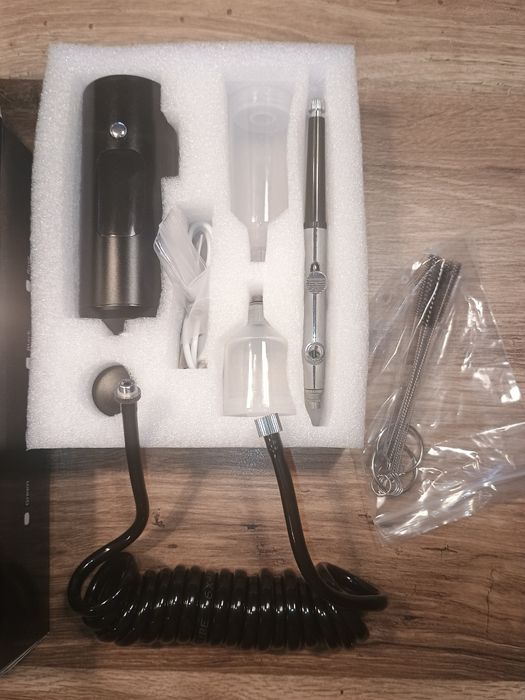 Set Aerograf Portabil cu Compresor si Furtun Detasabil ,LCD ,usb C