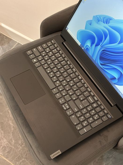 Шустрый Ноутбук Lenova