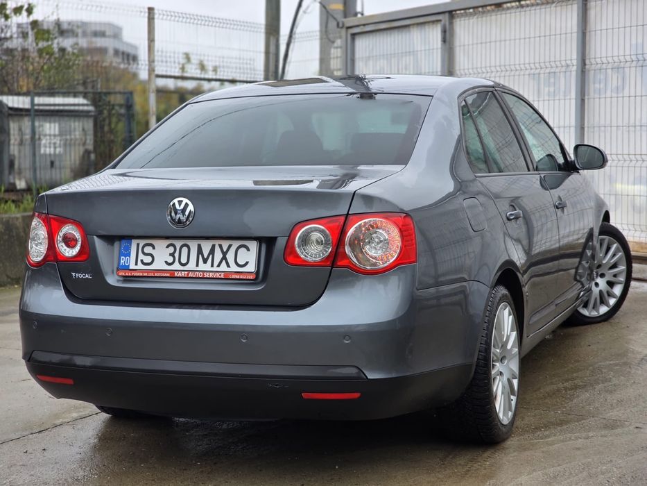 VOLKSWAGEN Jetta 2009 — imagine 3