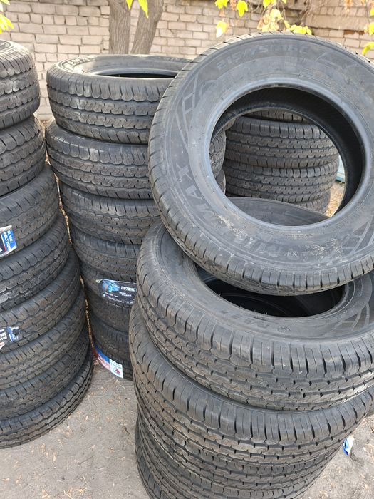 Продам шины 215/75/16С