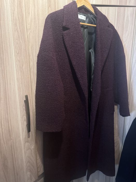 Пальто модного оттенка