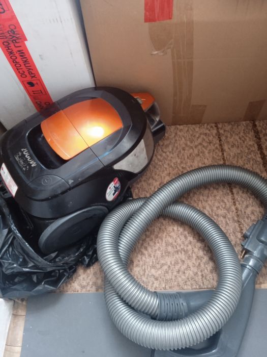 Пылесос LG на запчасти