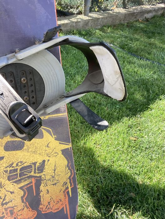 Сноуборд 134 сантиметра с обувки Соломон номер 40/1,3