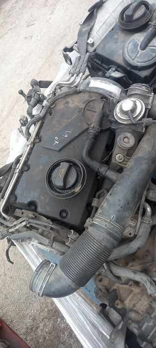 Продавам двигател за Ауди и Фолксваген,Форд Галакси ,VAG групата Фолкс