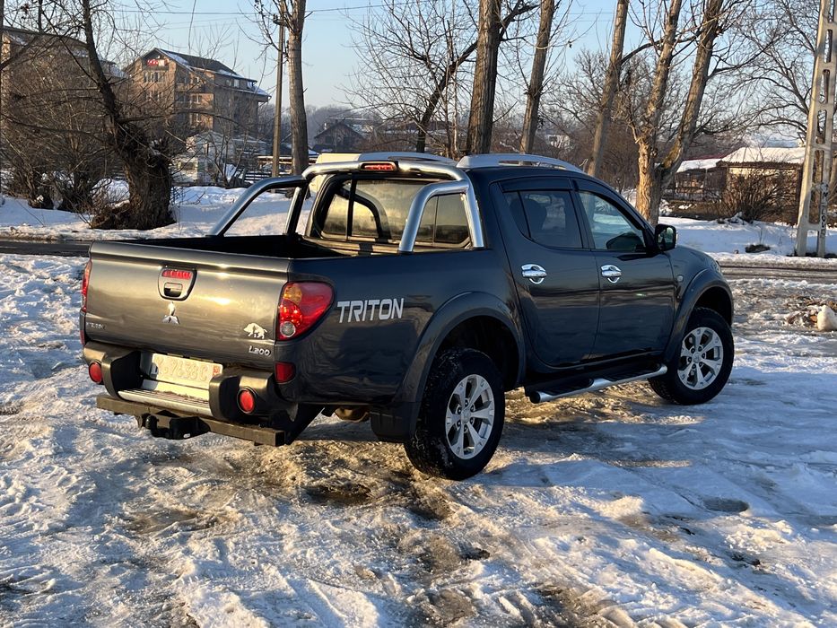 -Mitsubishi L200 2.5 178 CP- IMPORT GERMANIA