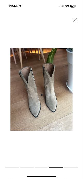 Isabel marant originale purtate o singura data, in stare impecabila.