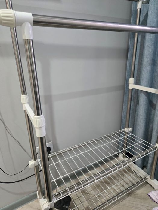 Напольная вешалка