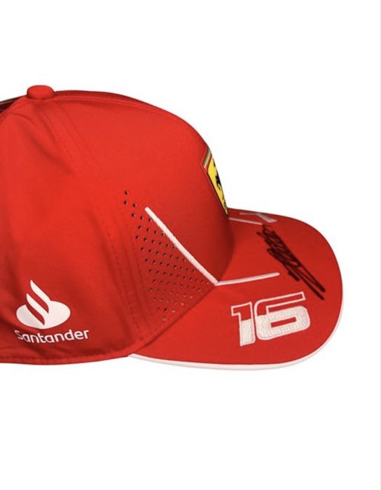 Оригинална шапка Ferrari Charles Leclerc 2024 с автограф