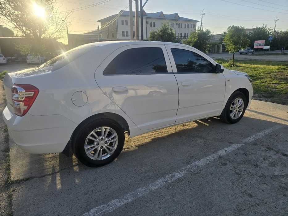 Chevrolet Cobalt 2020 — 3