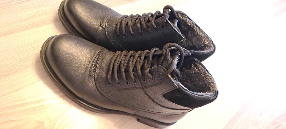 Vand ghete piele îmblănite