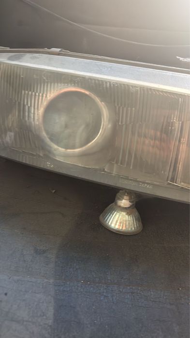 Передняя фара для карины ед