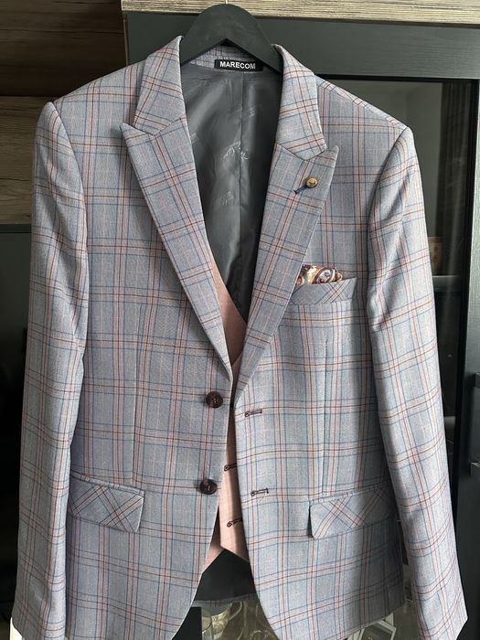 Costum barbatesc