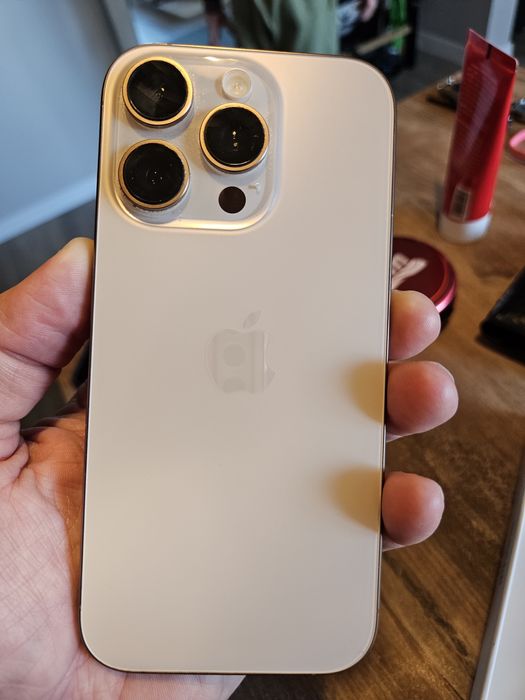 С ГАРАНЦИЯ! 92% батерия Iphone 16 pro 512 телефон като нов