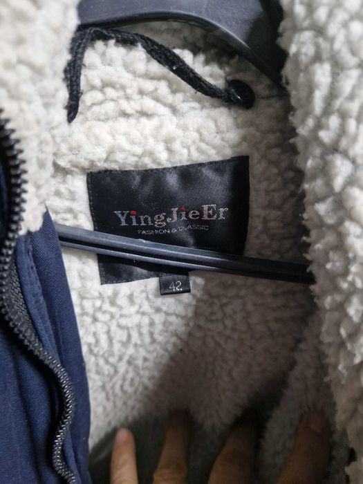 продам  детские куртки  для девочки