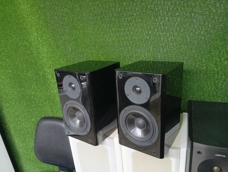 Тонколони Yamaha NX-E 800