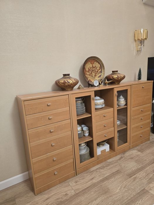 Комод-витрина, буфет, сервант, шкаф