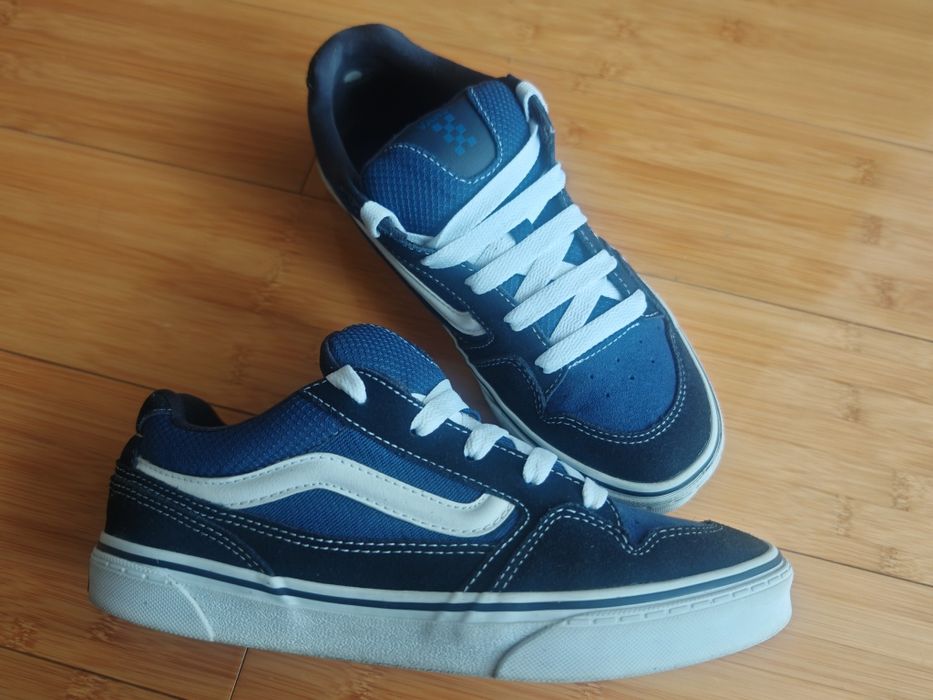 Vând Vans Numărul 39